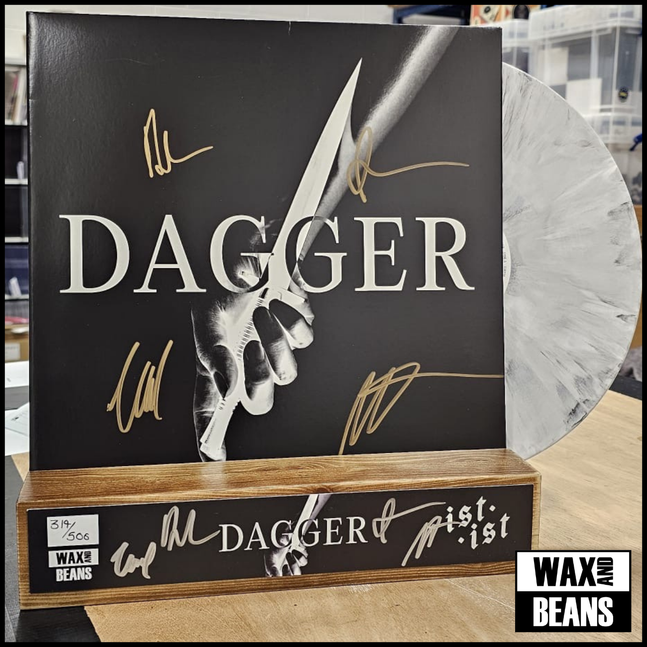 Ist Ist - Dagger (Wax and Beans Exclusive Limited Edition Black & Whit