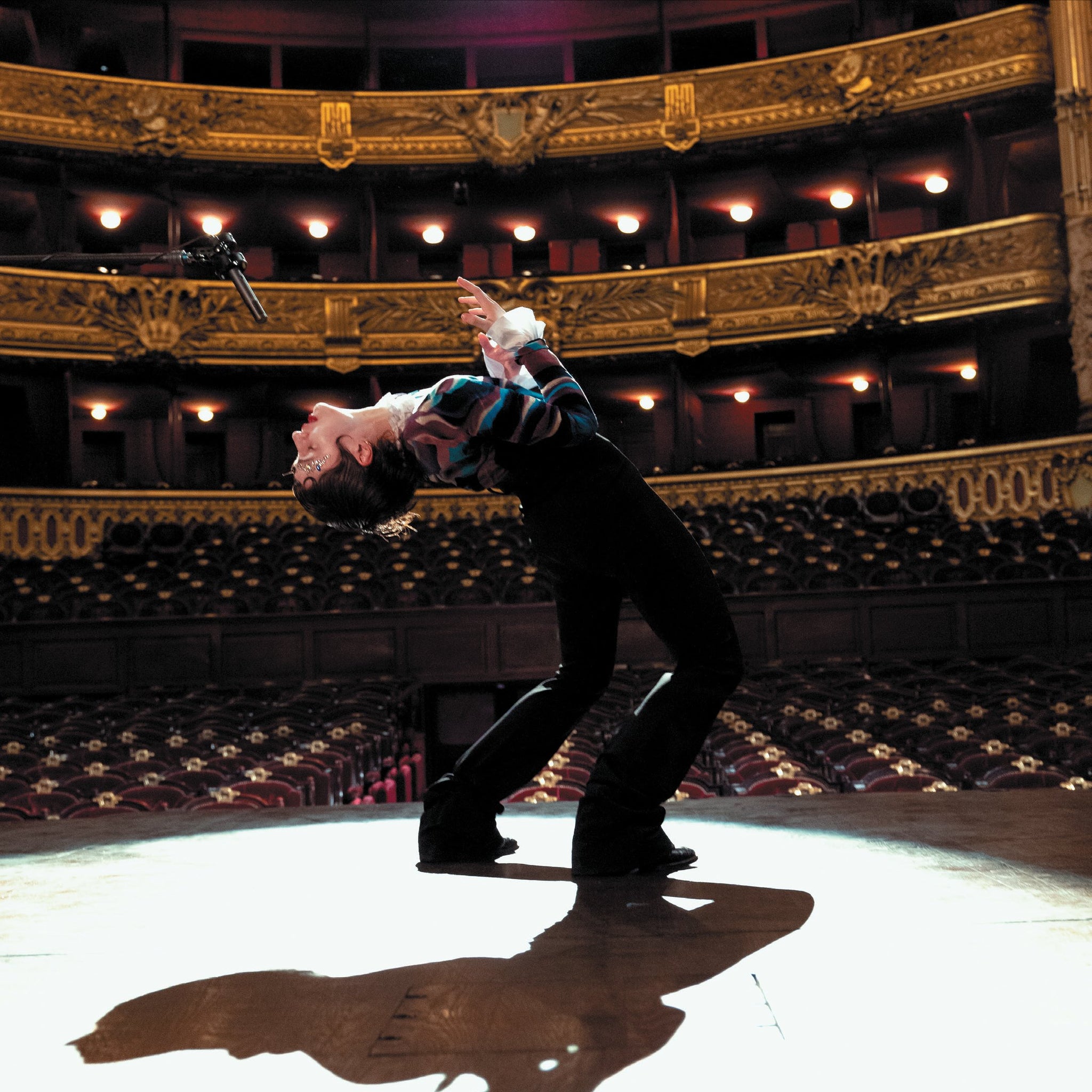 Christine and the Queens  - La Vita Nuova: Sequences 2 et 3